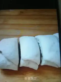 Make A fragrance roll step 4