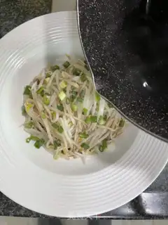 Make White bean sprouts step 8