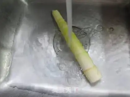 Make Duck-blooded thunder step 1