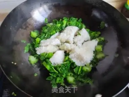 Make Mustard egg fried rice step 5