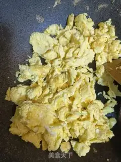 Make Eggs step 1