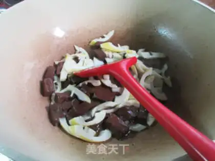 Make Duck-blooded thunder step 5