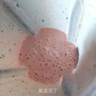 Make Strawberry shakes step 6