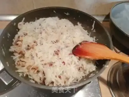 Make A broad carrot cake step 2