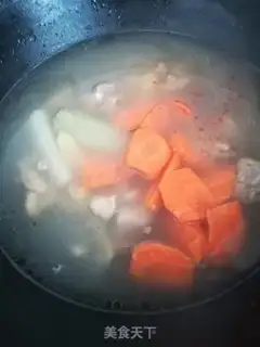 Make Big plate of chicken noodles step 6
