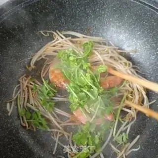 Make Shrimp sprouts step 7