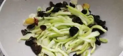 Make The dry pot, the dry pot step 4