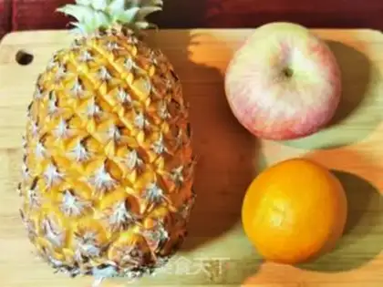 Make Pineapple apple soup step 0