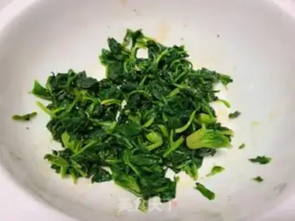 Make Pelican spinach step 2