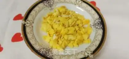 Make Scrambled eggs step 2