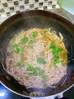 Make Spicy golden needle mushrooms step 7