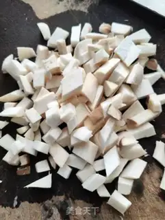 Make Horseshoes and mushrooms step 1