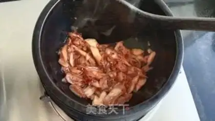 Make Spicy cabbage seafood tofu soup step 4
