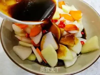 Make Homemade sour spicy carrots step 5