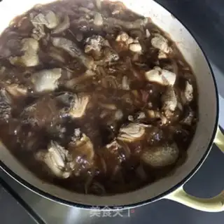 Make Curry chicken and potatoes step 4