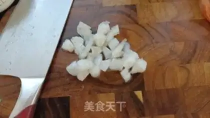 Make Hot cabbage shrimp fried rice step 2