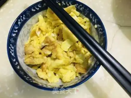 Make Eggs and green bean sprouts step 4