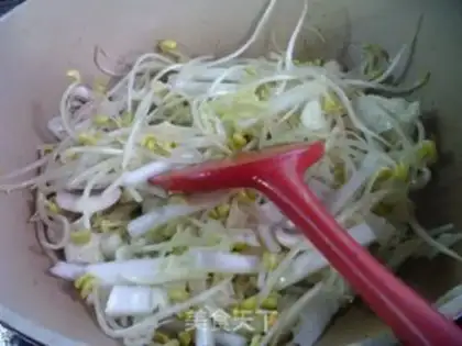 Make Fungus, cabbage, soybean sprouts step 3