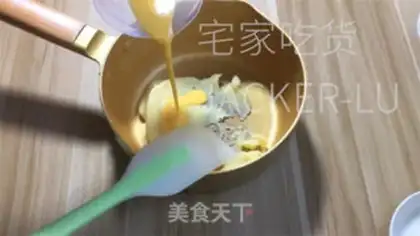 Make Scratch the tea caterpillar butter bread step 20