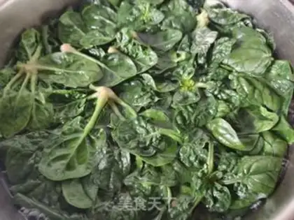 Make Spicy spinach step 3