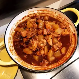 Make Curry chicken and potatoes step 9