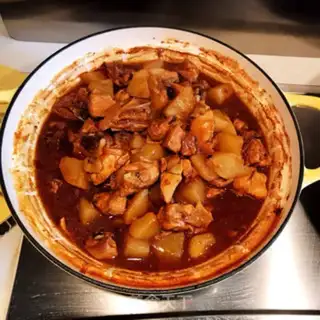 Make Curry chicken and potatoes step 10