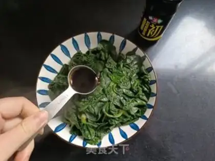 Make Spicy spinach step 5