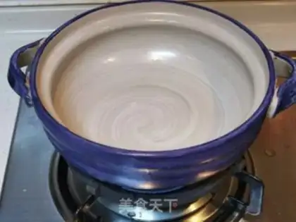 Make A dry pot with white tarts step 1