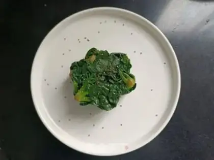 Make Spicy spinach step 8