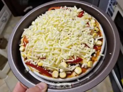 Make Corn pizza step 2