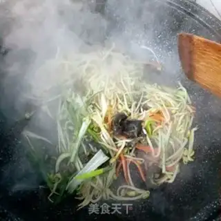 Make Green bean sprouts and sea cucumber step 14