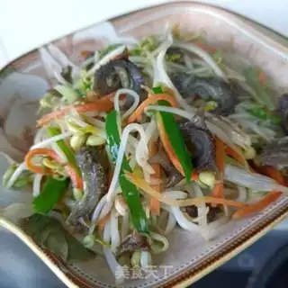 Make Green bean sprouts and sea cucumber step 16