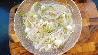 Make Spicy little garlic step 1
