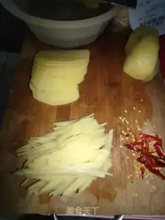 Make Frozen potatoes step 1