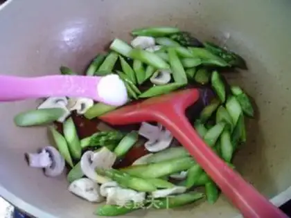Make Mushrooms, squirt step 7