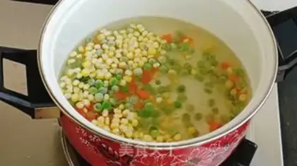 Make Five color bacon fried rice step 1