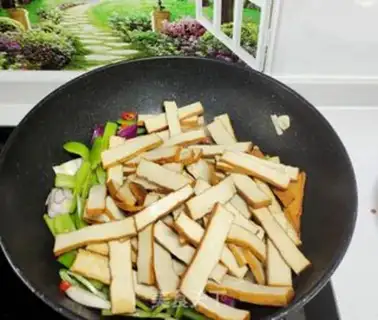 Make Tofu-dried peppers step 4