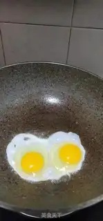 Make A fragrance egg for saffron step 4