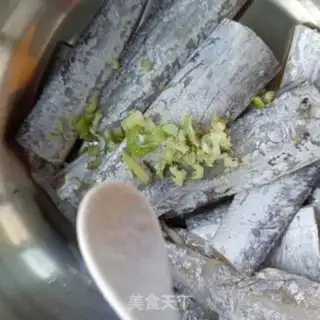 Make Corn paste fish step 3