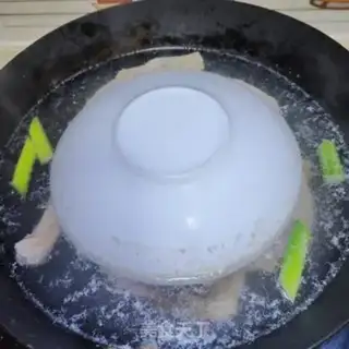 Make Hands tore chickens step 1