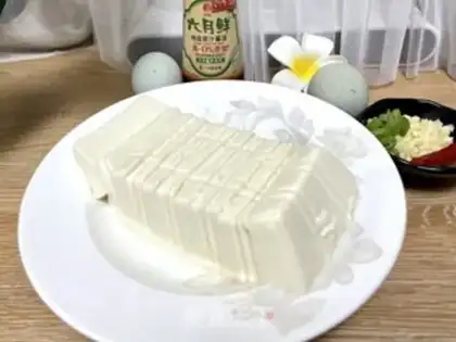 Make Eggs, tofu step 1