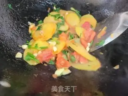 Make Garlic tomato chips step 4