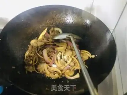 Make A chicken cake with broccoli step 3