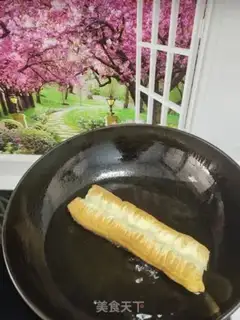 Make Creative fast-fried fries step 9