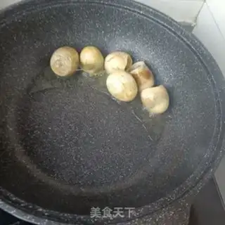 Make Fry eggs step 1