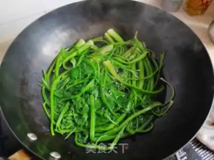 Make Fresh celery step 1