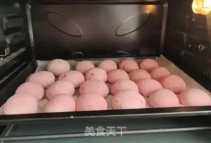 Make Red flamingo potatoes step 4