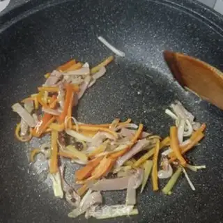 Make Golden ham and broccoli step 11