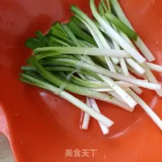 Make A ham-egg-egg-egg-eating omelet step 1