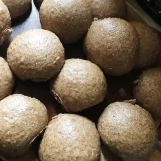 Make Three-faced buns step 8